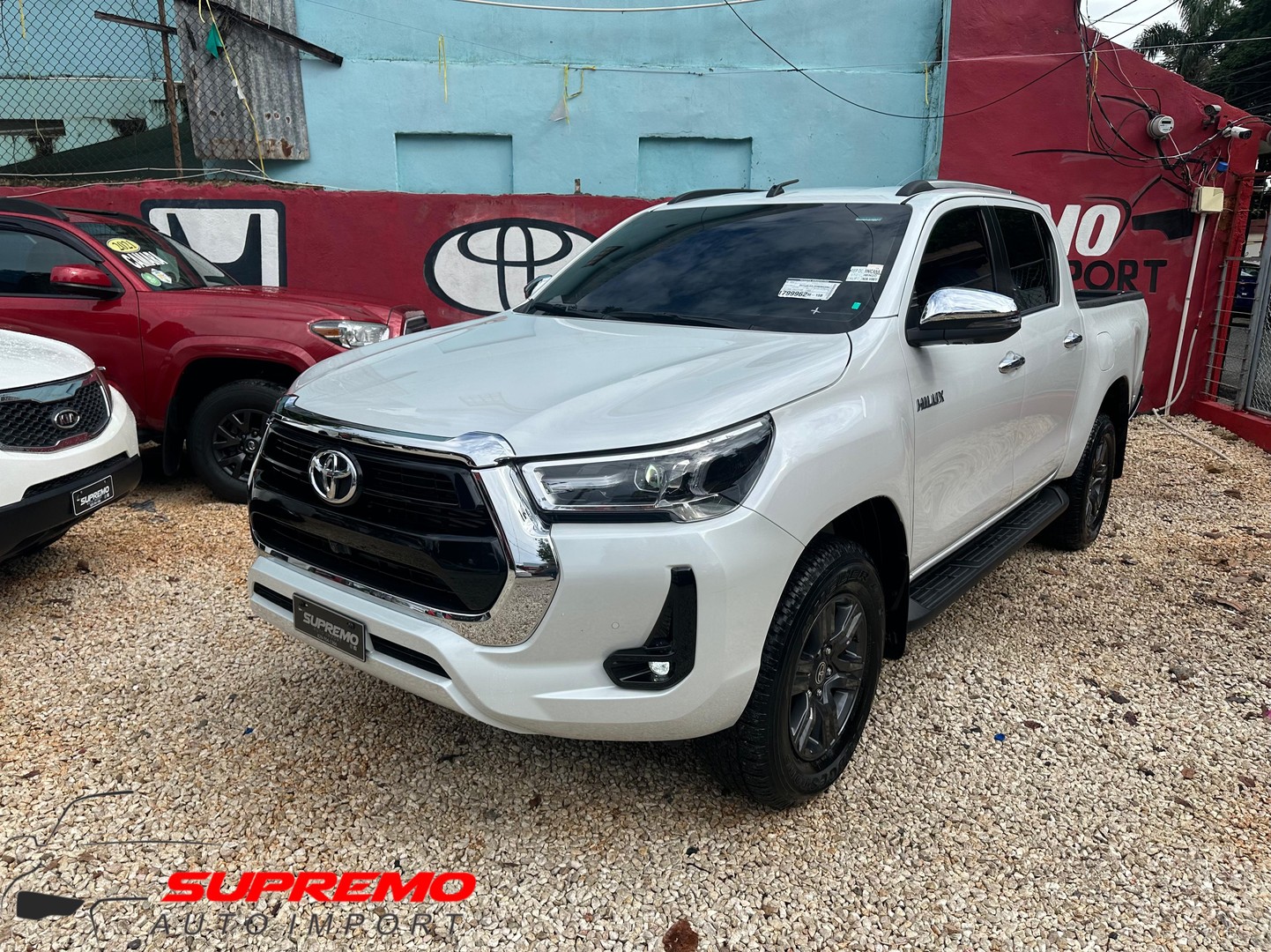 jeepetas y camionetas - TOYOTA HILUX LIMITED  2
