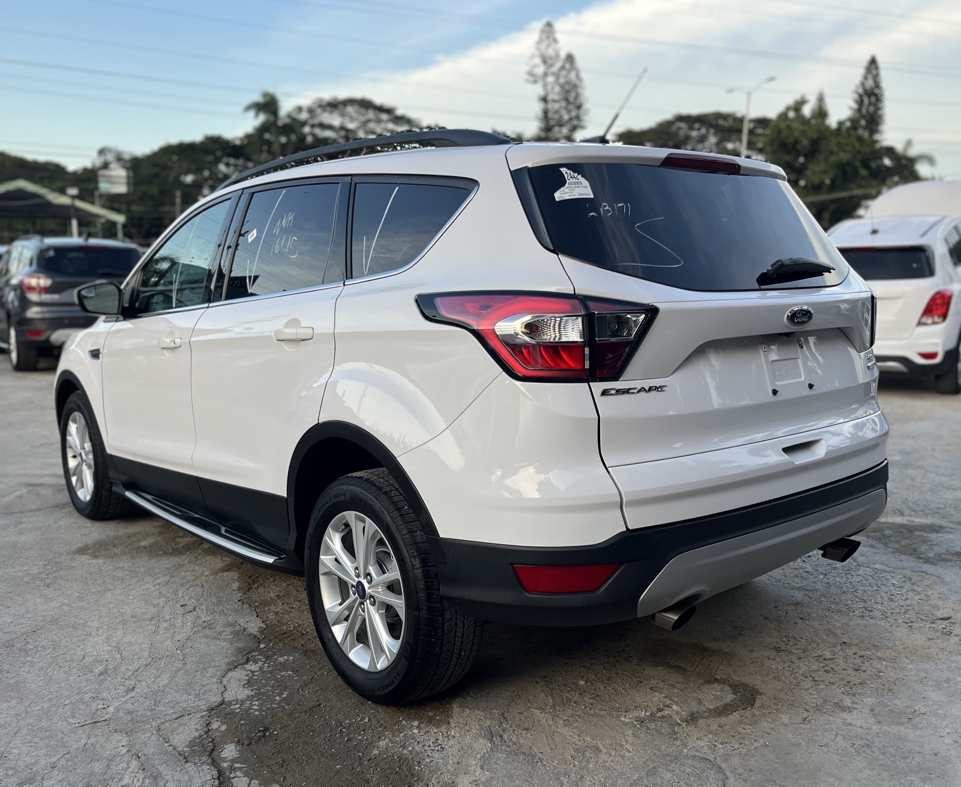 jeepetas y camionetas - Ford Escape 2018 SE 4WD
 3