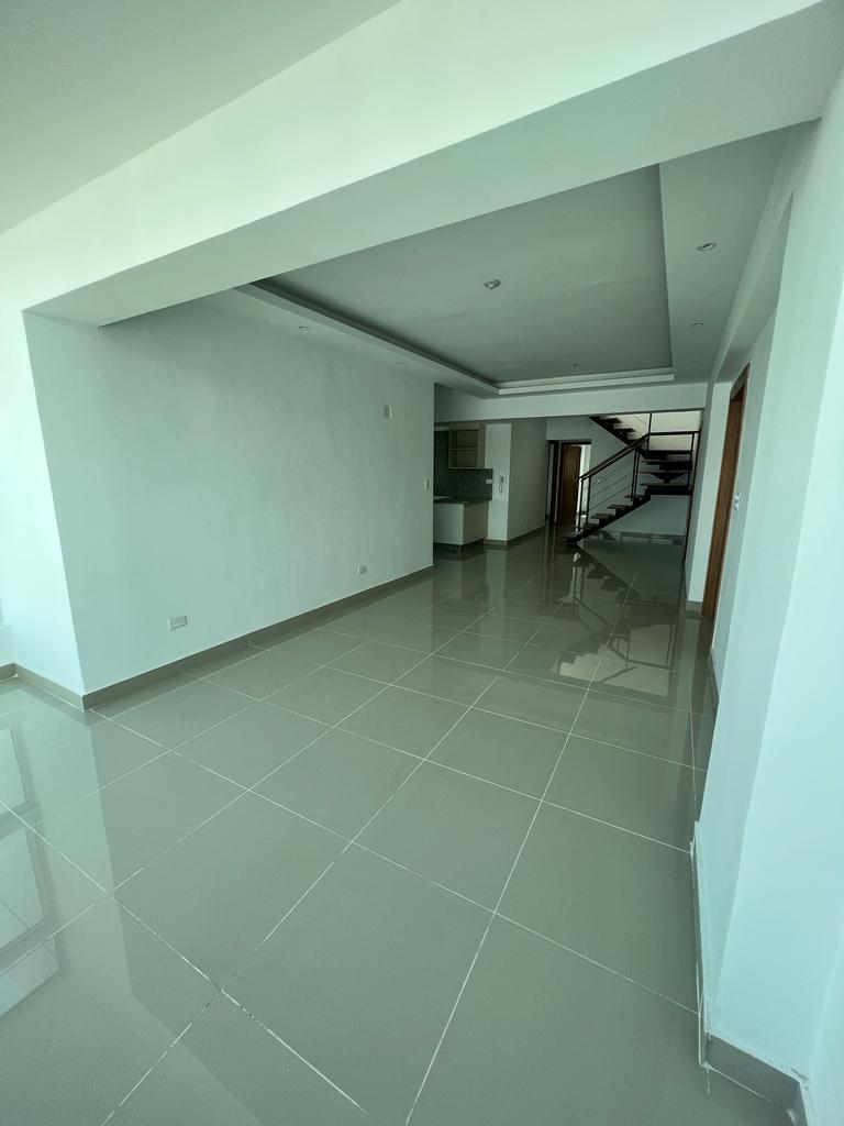 penthouses - Sin Intermediarios. *ALQUILO HERMOSO PH A EXTRENAR* MODERNO 2