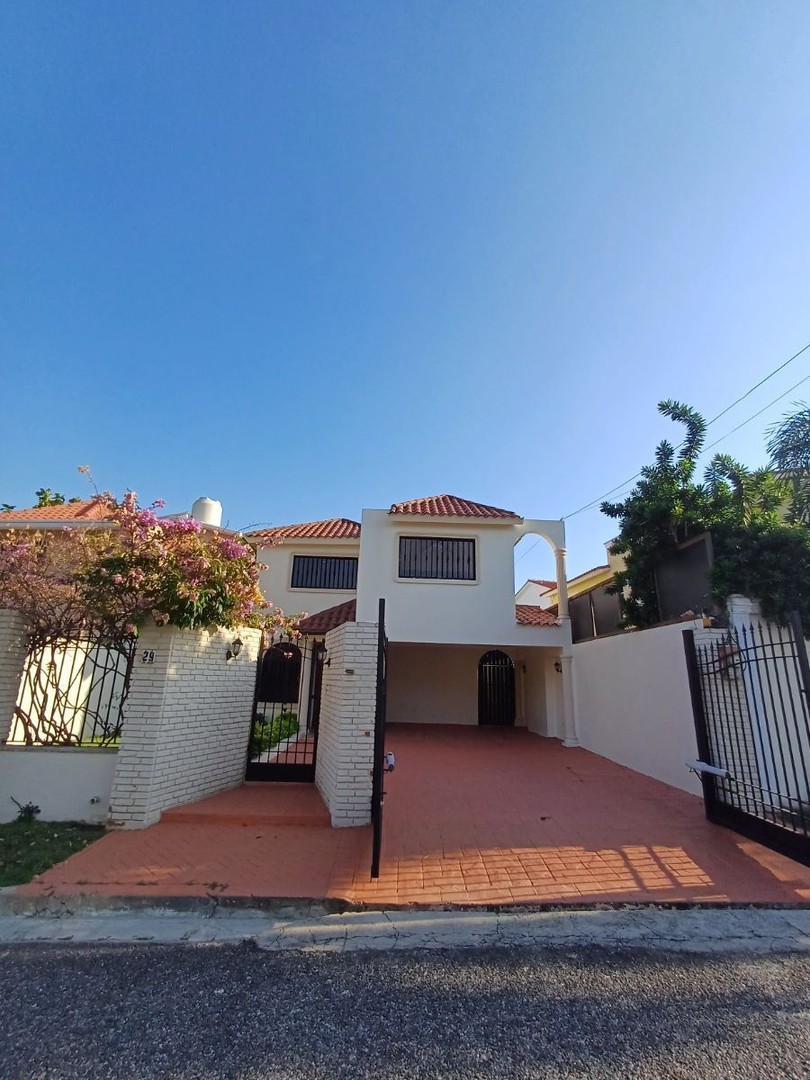 casas - VENTA DE CASA DE 3H EN SECTOR ALTOS DE ARROYO HONDO 3