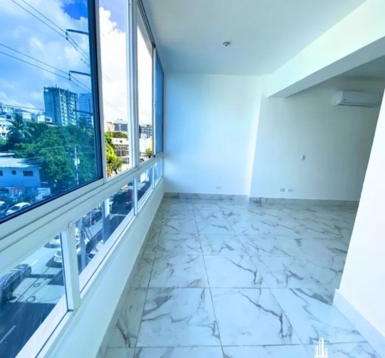 apartamentos - ALQUILO FINAMENTE AMUEBLADO CON LINEA BLANCA

Ubicado en la Zona Universitaria,  8