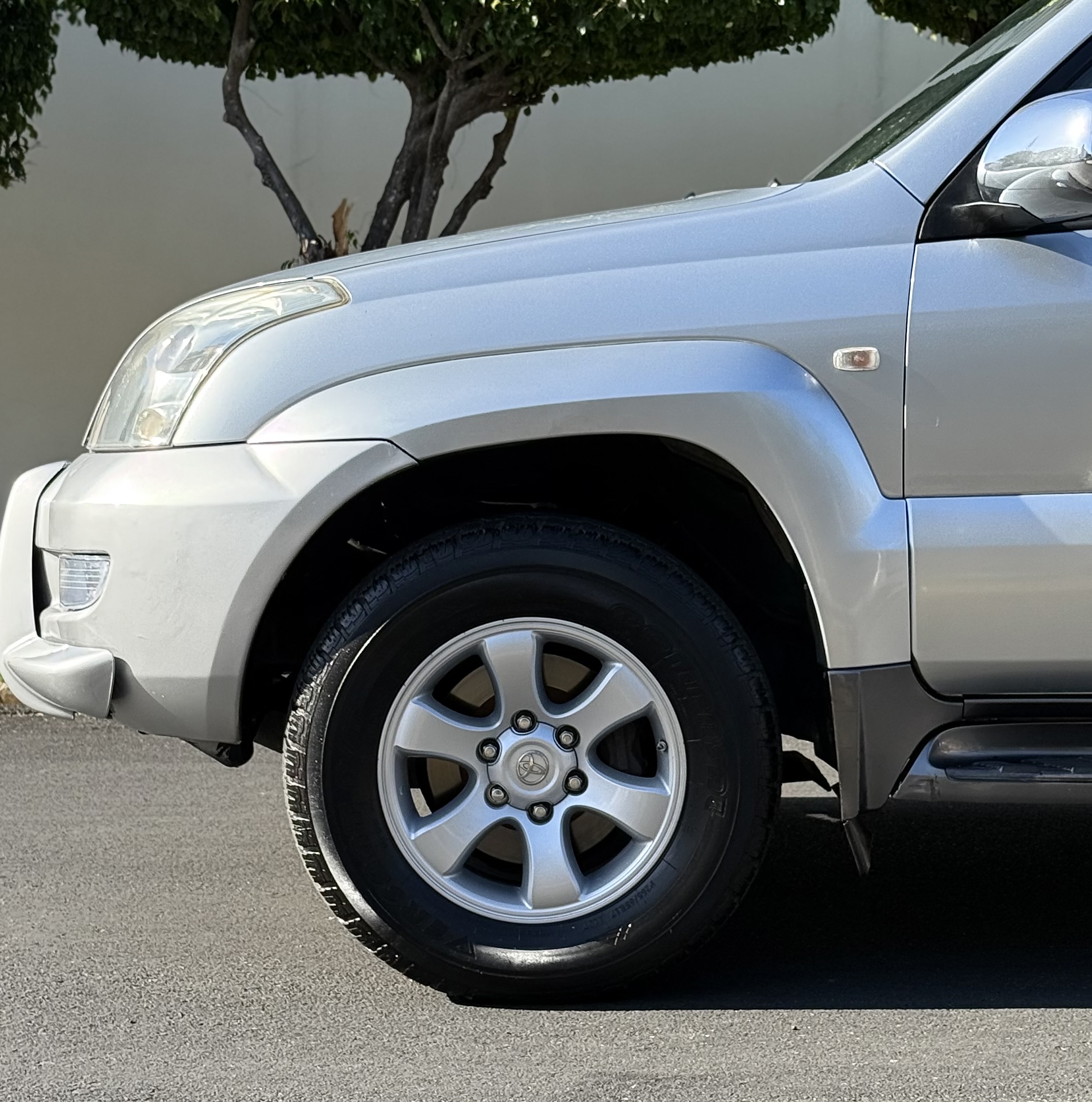 jeepetas y camionetas - Toyota Prado 2007 3 filas 4x4 Gasolina  $949,000 3