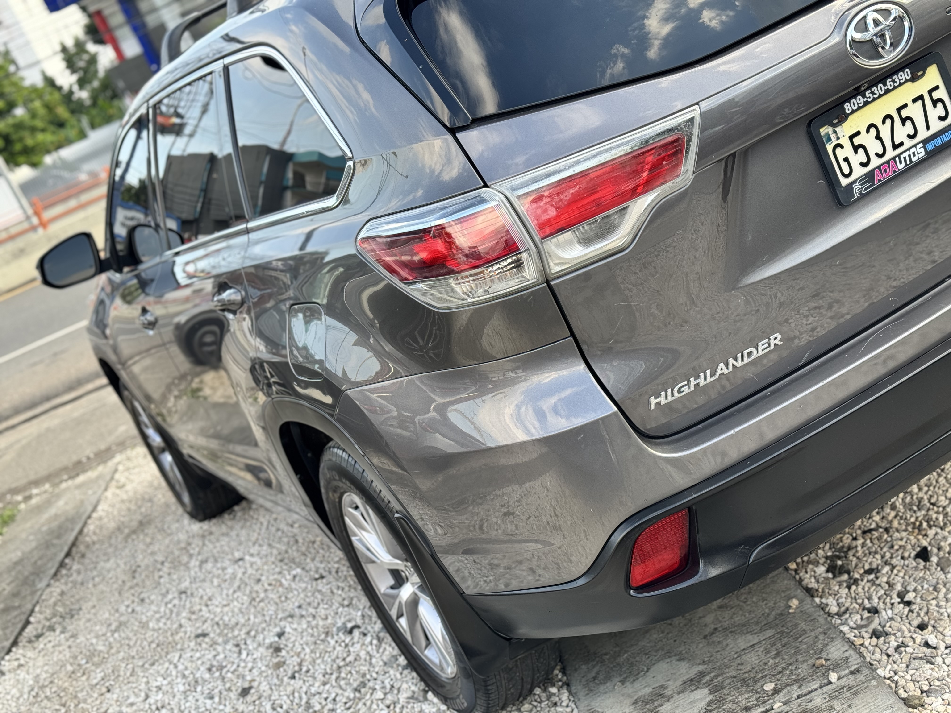 jeepetas y camionetas - Toyota Highlander 2016 AWD 3