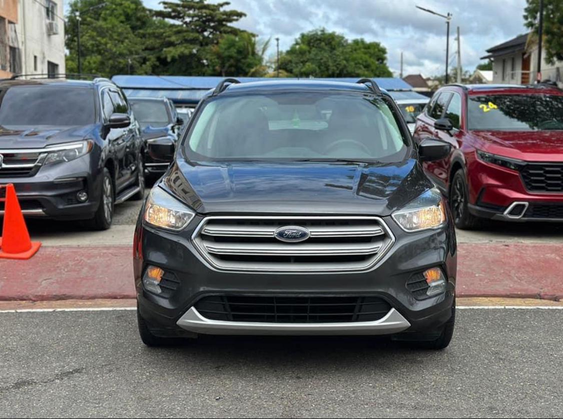 jeepetas y camionetas - Ford escape sel 2018