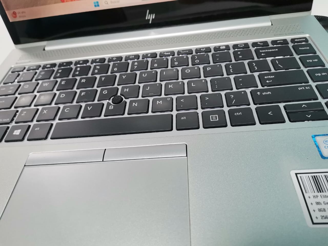 computadoras y laptops - Laptop,HP EliteBook 840 G5(touch) / 8th Gen, Intel Core i5 / 8GB DDR4 / 256GB SS 8