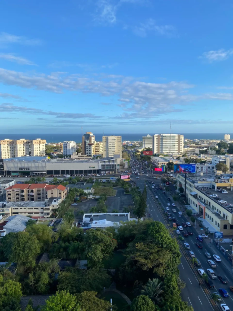 apartamentos - Vendo en Naco piso alto  5