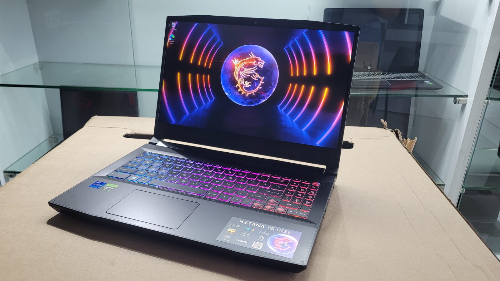 computadoras y laptops - LAPTOP MSI Katana i7 13va RTX 4060 16GB 512 SSD 1