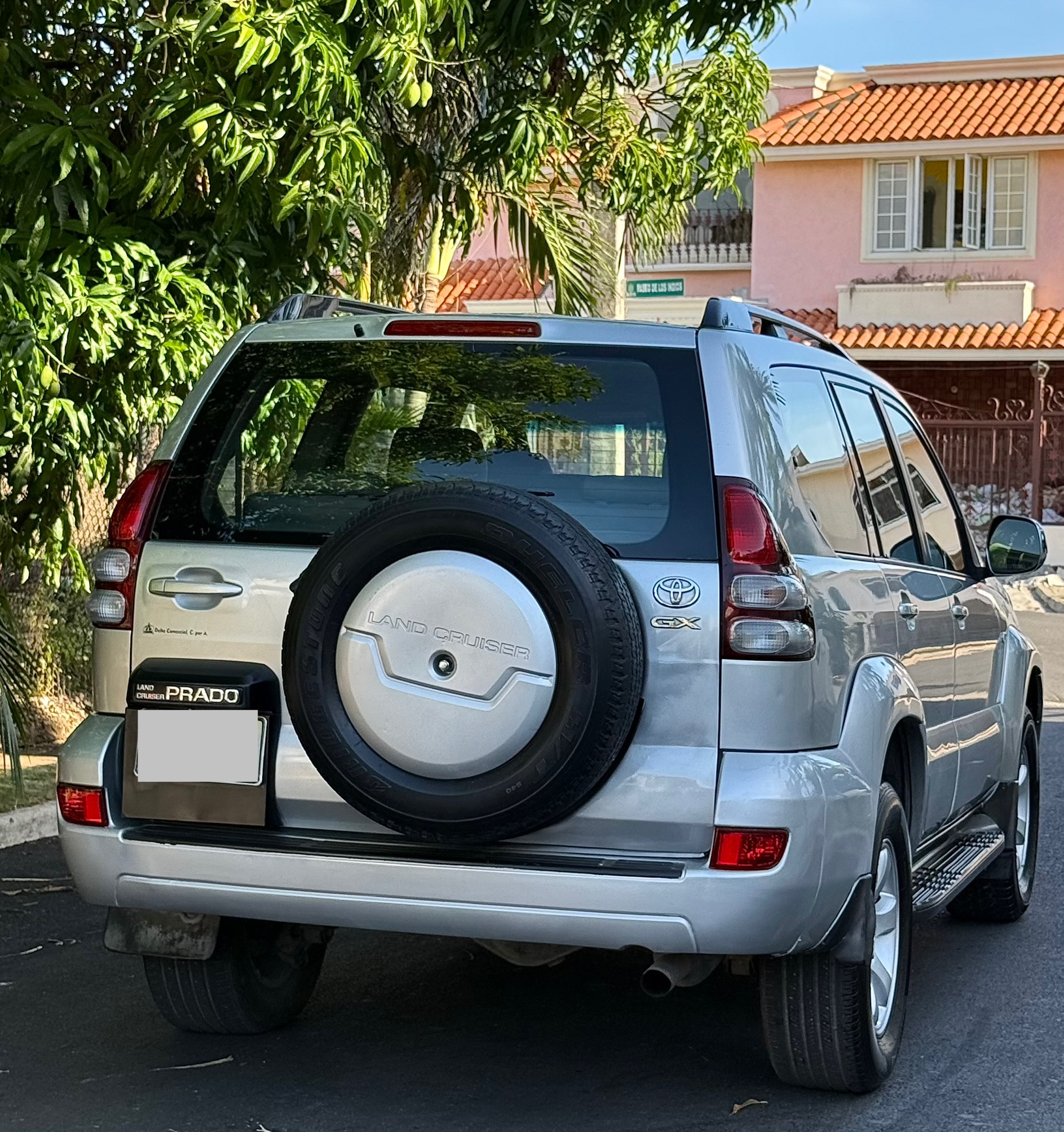 jeepetas y camionetas - Toyota Prado 2007 3 filas 4x4 Gasolina  $949,000 1
