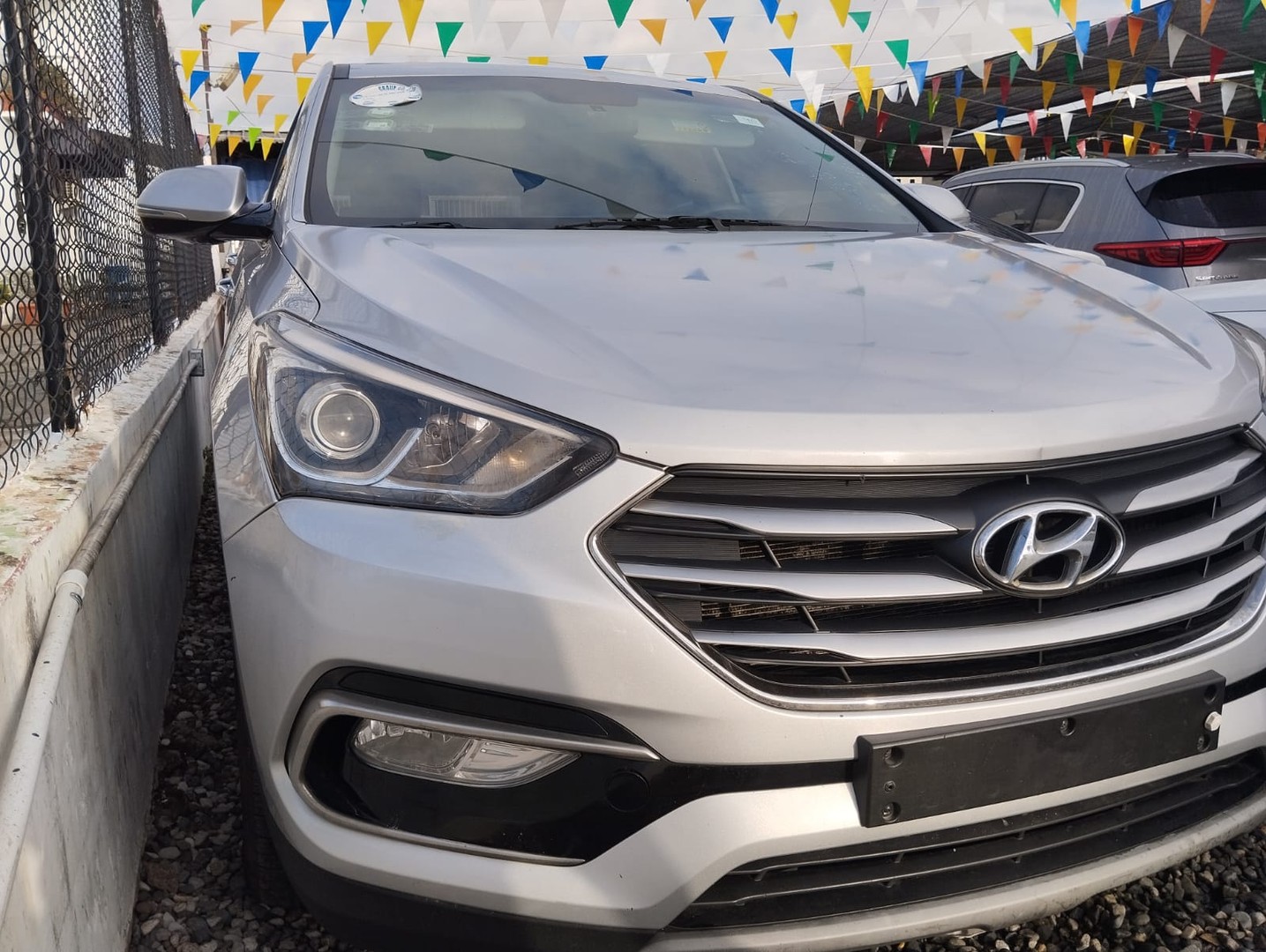 jeepetas y camionetas - HYUNDAI SANTA FE 2018 GRISDESDE RD$1,150,100 Mil  3