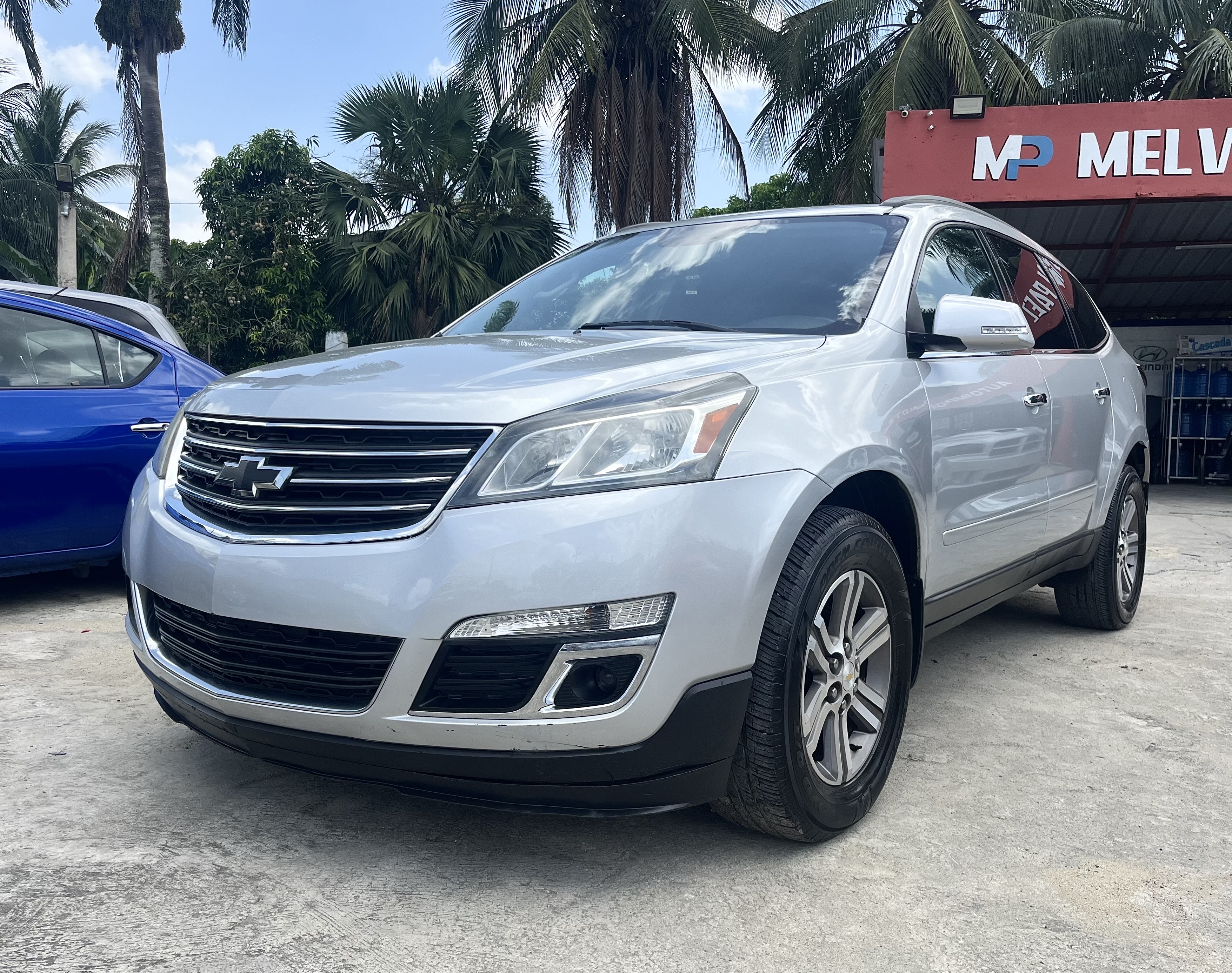 jeepetas y camionetas - Chevrolet Traverse 2016 LT - 3 filas de asientos
 2