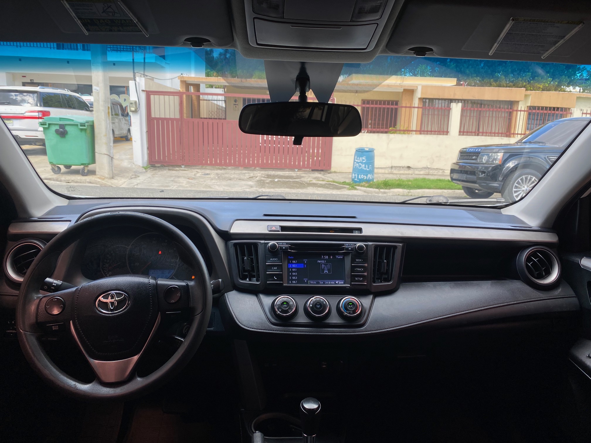 jeepetas y camionetas - Toyota Rav4 LE 2016 7