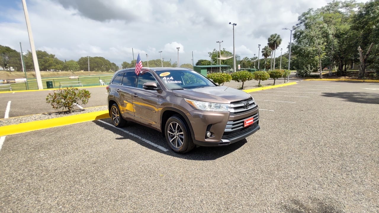 jeepetas y camionetas - Toyota Highlander 2018 XLE recién llegada  6