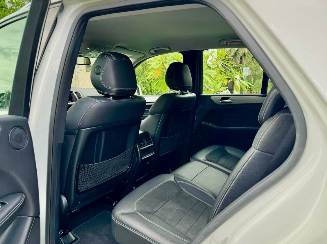 jeepetas y camionetas - Mercedes Benz ML300 2015 impecable  5