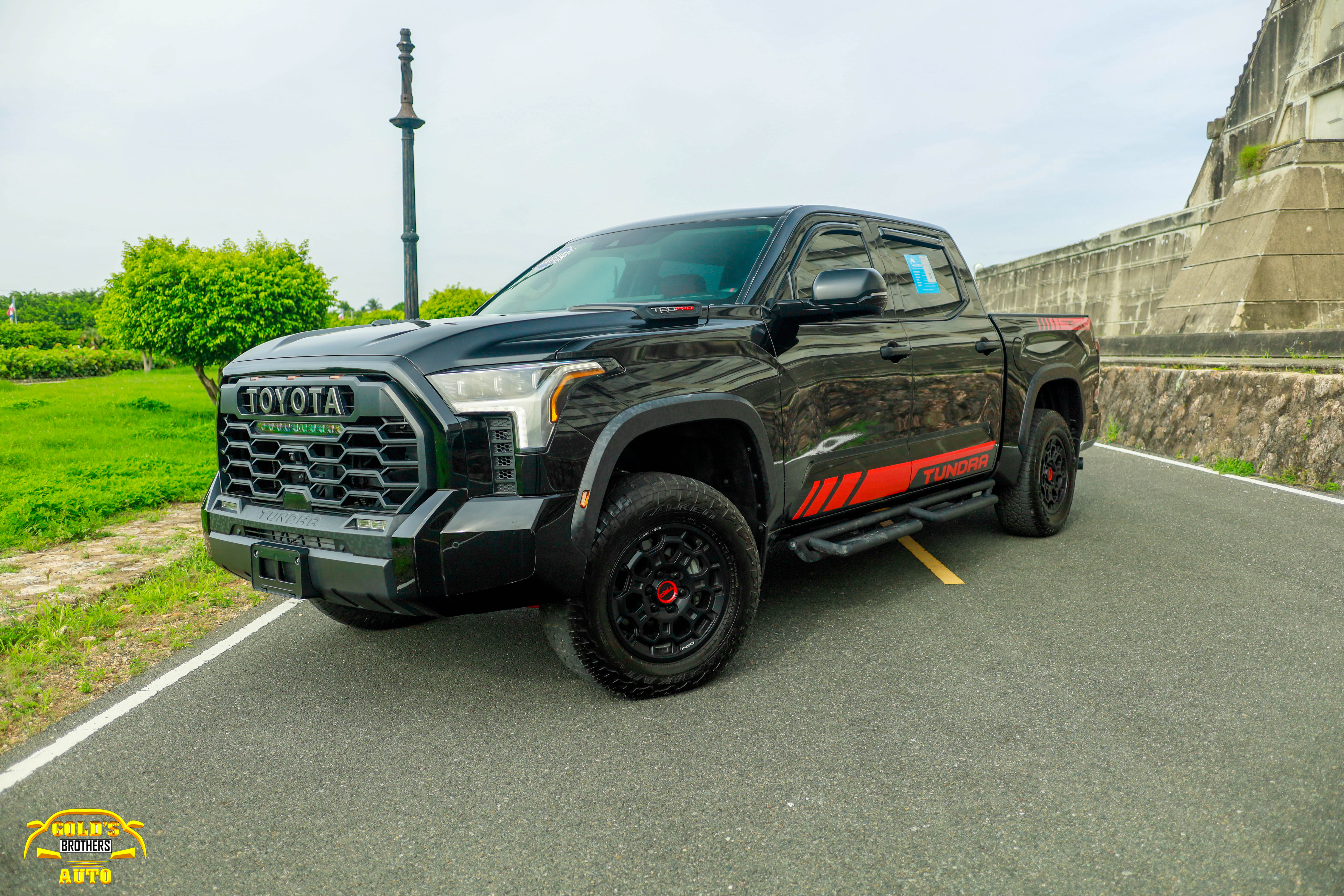 jeepetas y camionetas - Toyota Tundra TRD Pro 2023 Recien Importada 2