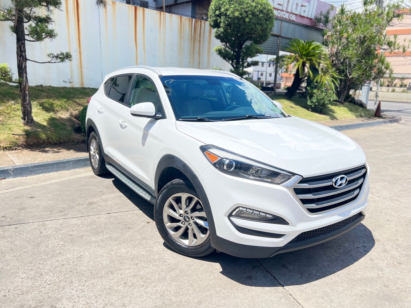 jeepetas y camionetas - HYUNDAI TUCSON 2018 SEL CLEAN CARFAX 74 MIL MILLAS ORIGINALES AWD INTERIOR PIEL 0