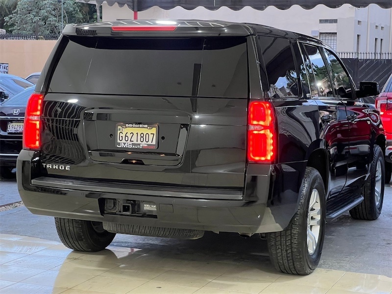 jeepetas y camionetas - CHEVROLET TAHOE LT AÑO 2017 VERSIÓN AMERICANA  4