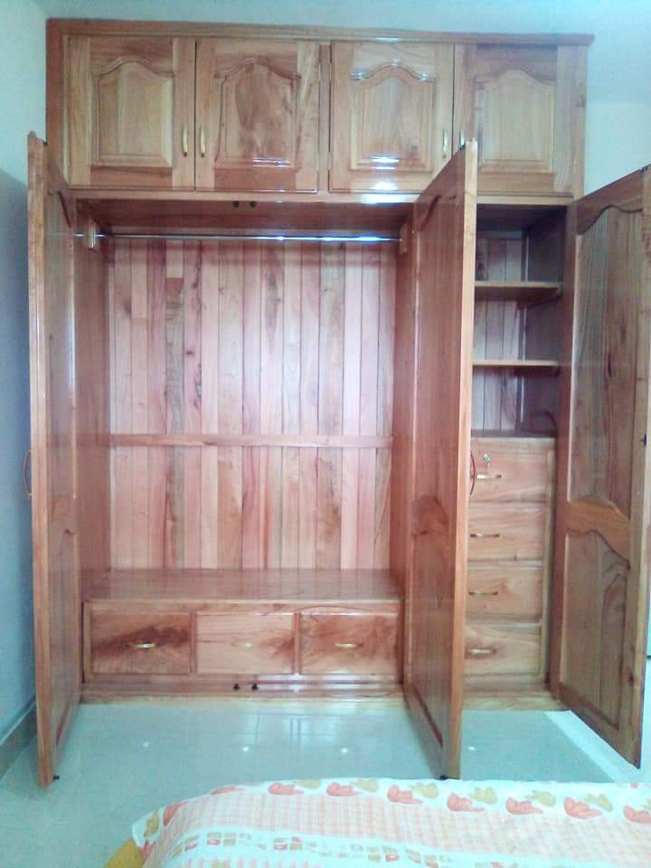 muebles y colchones - Closet en madera de caoba  1