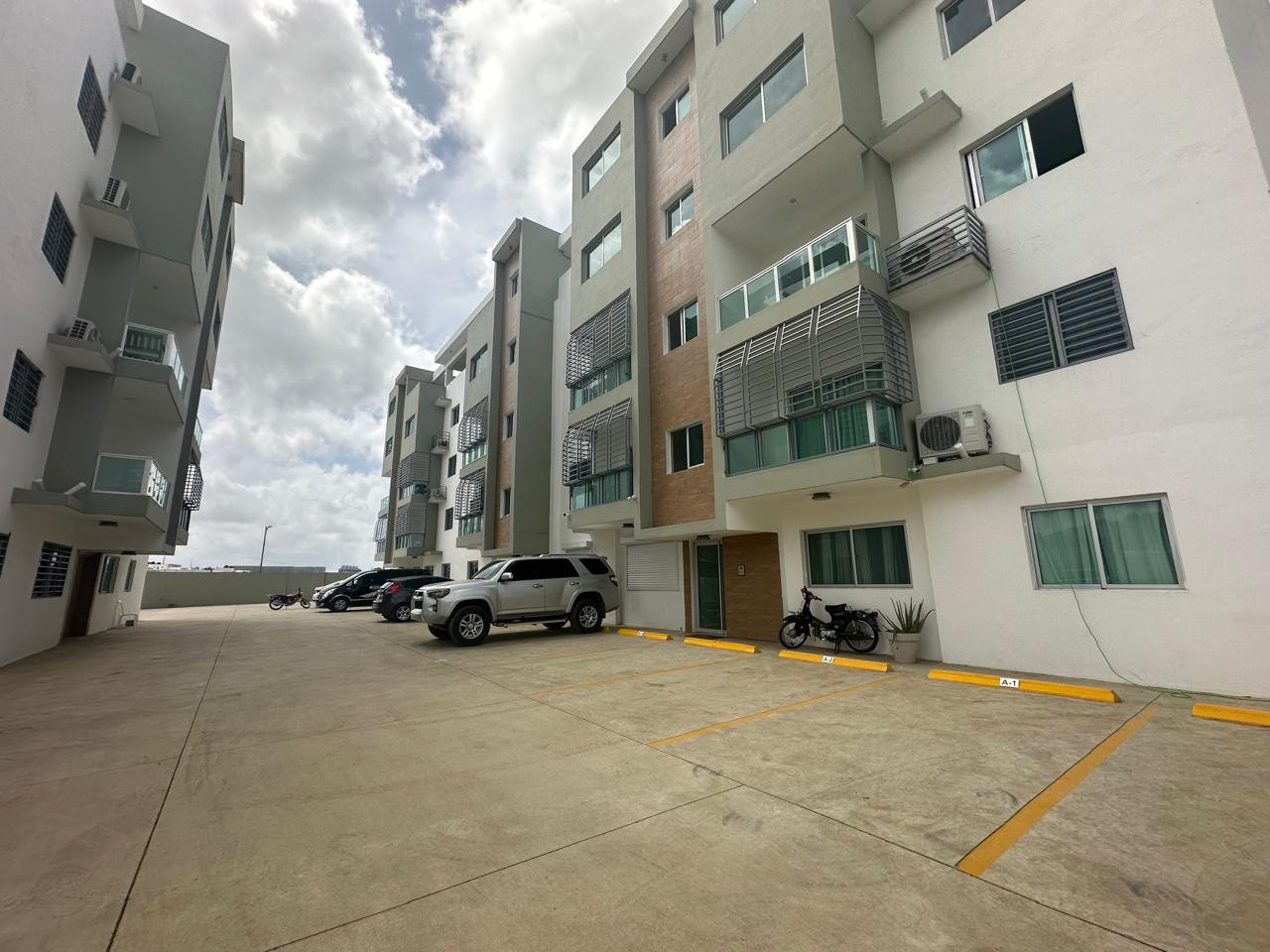 apartamentos - 🏢 ¡Apartamento en Venta en Villas Naco! 🌟