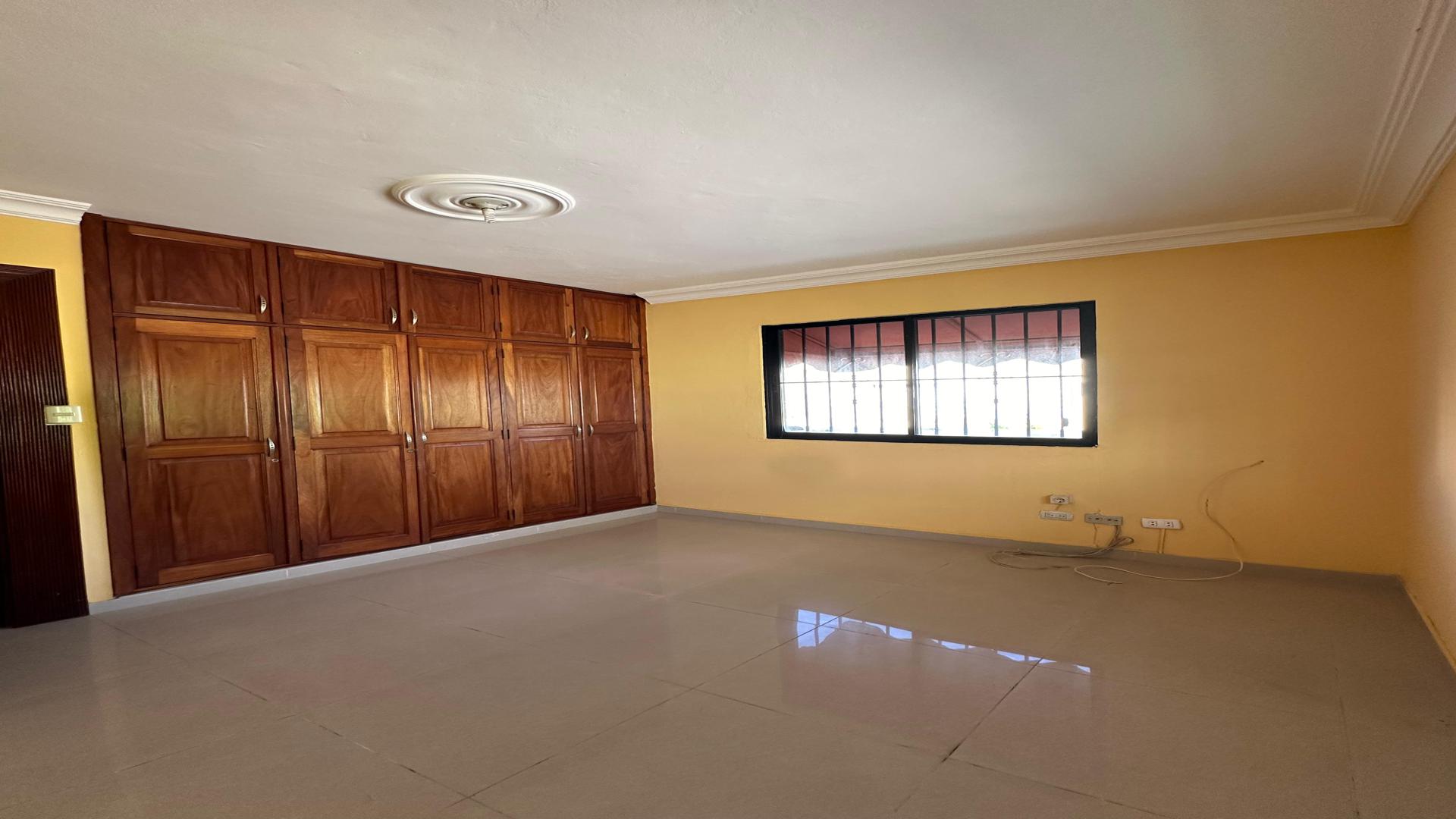 casas - Vendo casa lista, Vista Hermosa, Sto. Dgo. Este 9