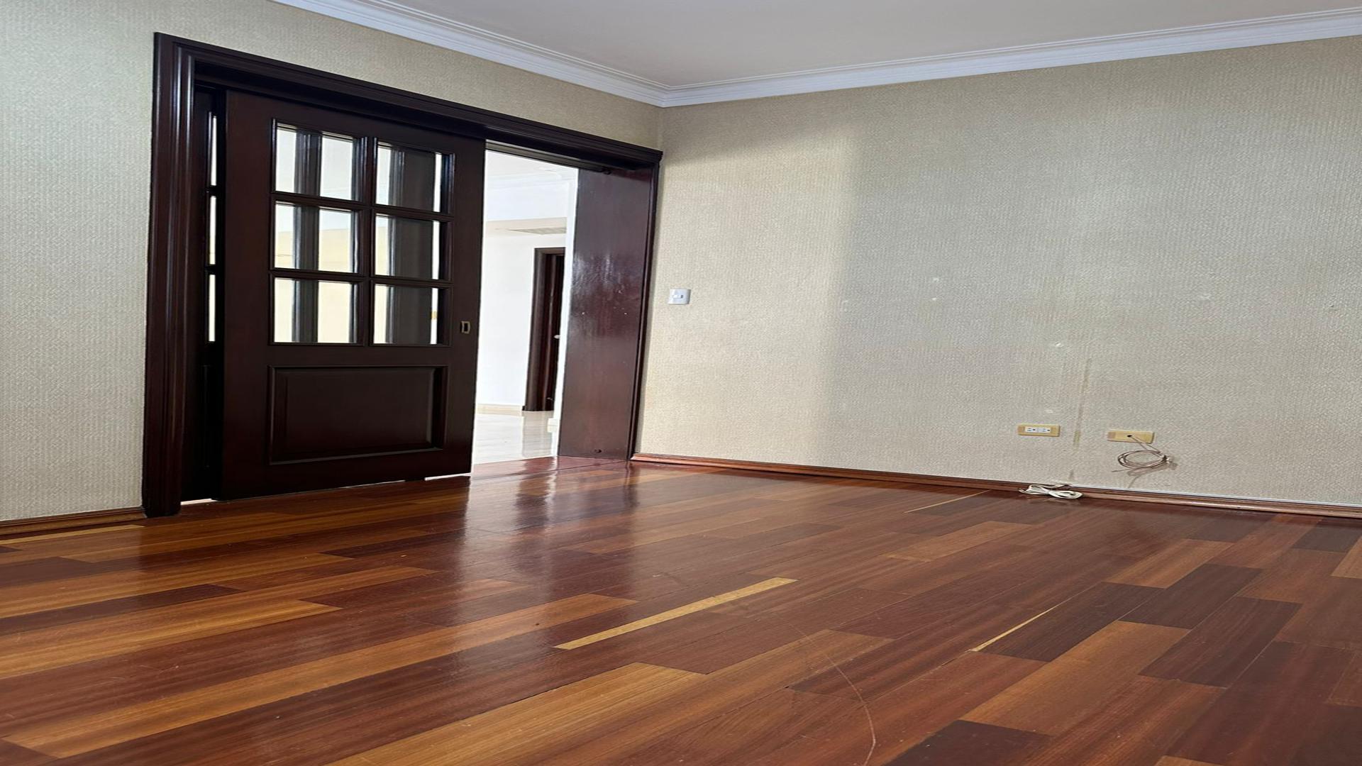 apartamentos - Apartamento de 3 Hab. en Evaristo Morales, Cerca de Blue Mall 6