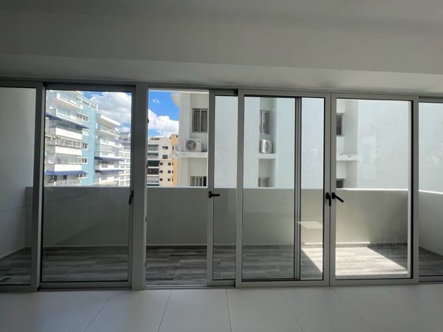 apartamentos - Naco linea blanca 2 habitaciones 2 banos 1 parqueo balcon 3