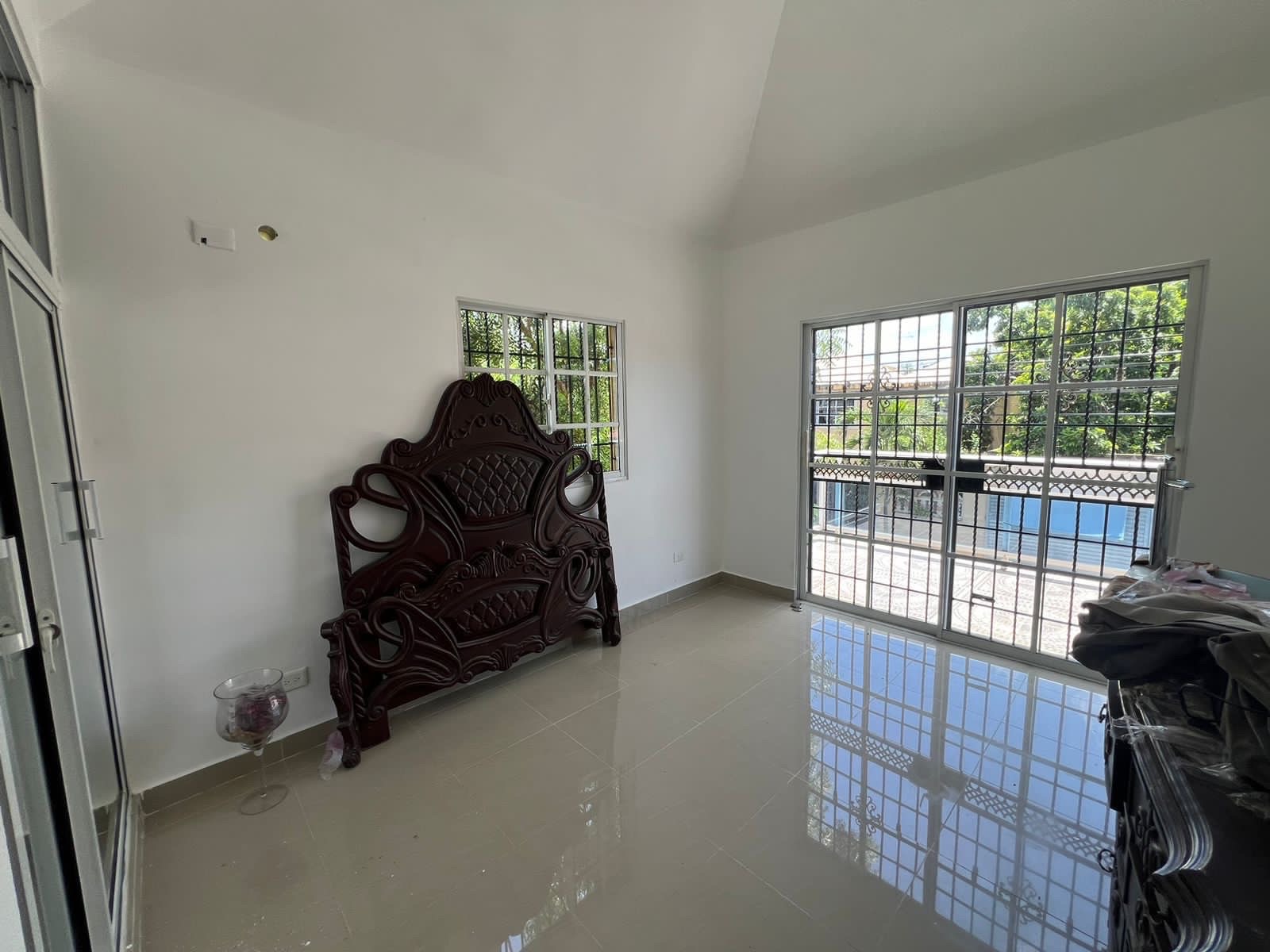 casas - venta de casa en la autopista de san Isidro brisa oriental santo domingo este  4