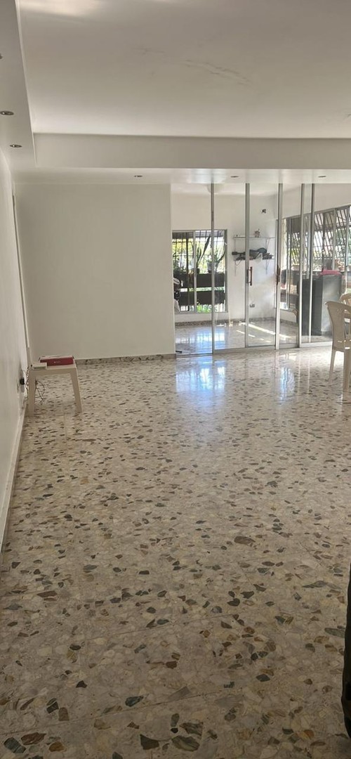 apartamentos - Alquilo amplio Apto. Piantini cerca Blue mallPiso 43  0