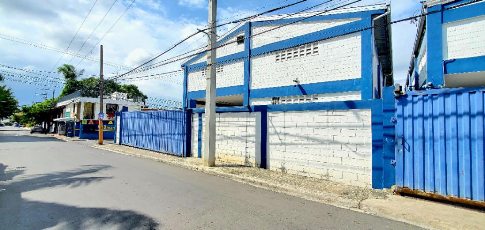 otros inmuebles - Nave Industrial en Alquiler en LA VENTA