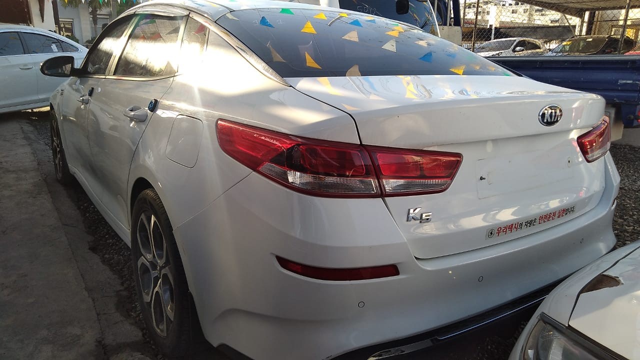 carros - KIA K5 2019 BLANCO 4