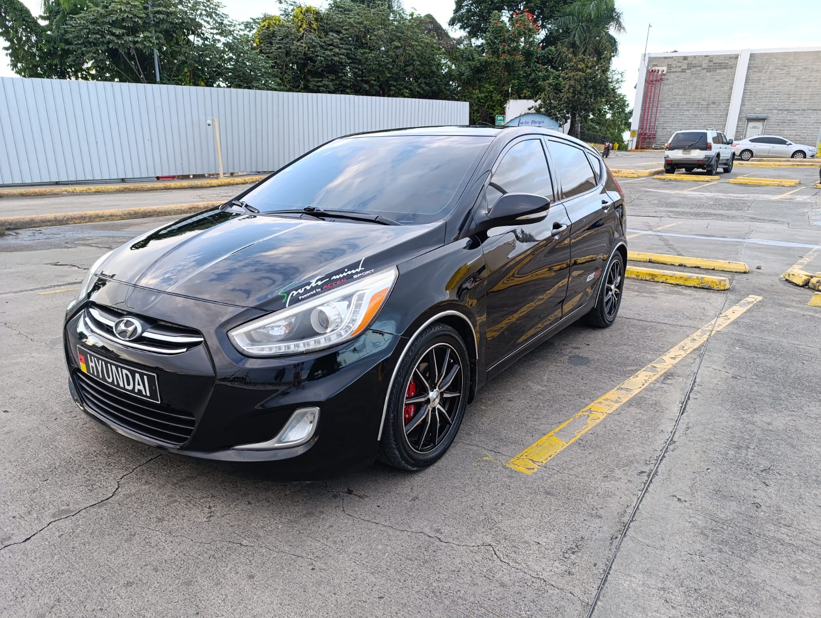 carros - Hyundai Accent 2015