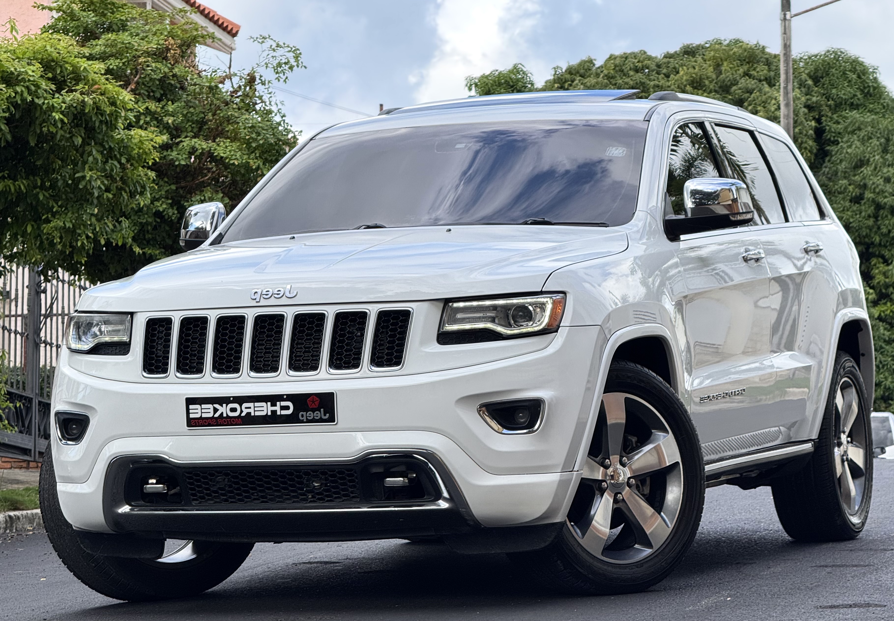 jeepetas y camionetas - Jeep Grand Cherokee Overland 2014 4x2 