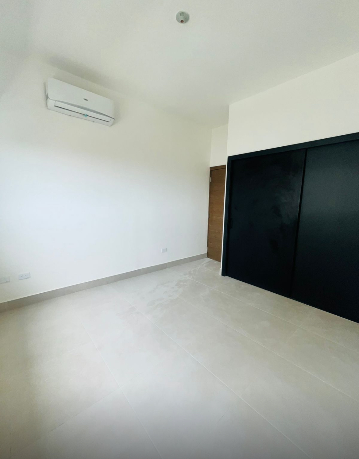 apartamentos - Se vende apartamento de 3 Hab en La Esperilla 2