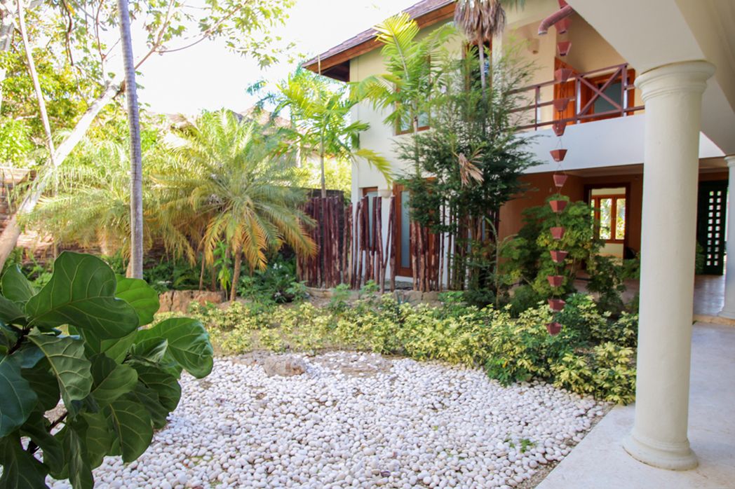 casas vacacionales y villas - Amplia villa en venta en Cap Cana 1