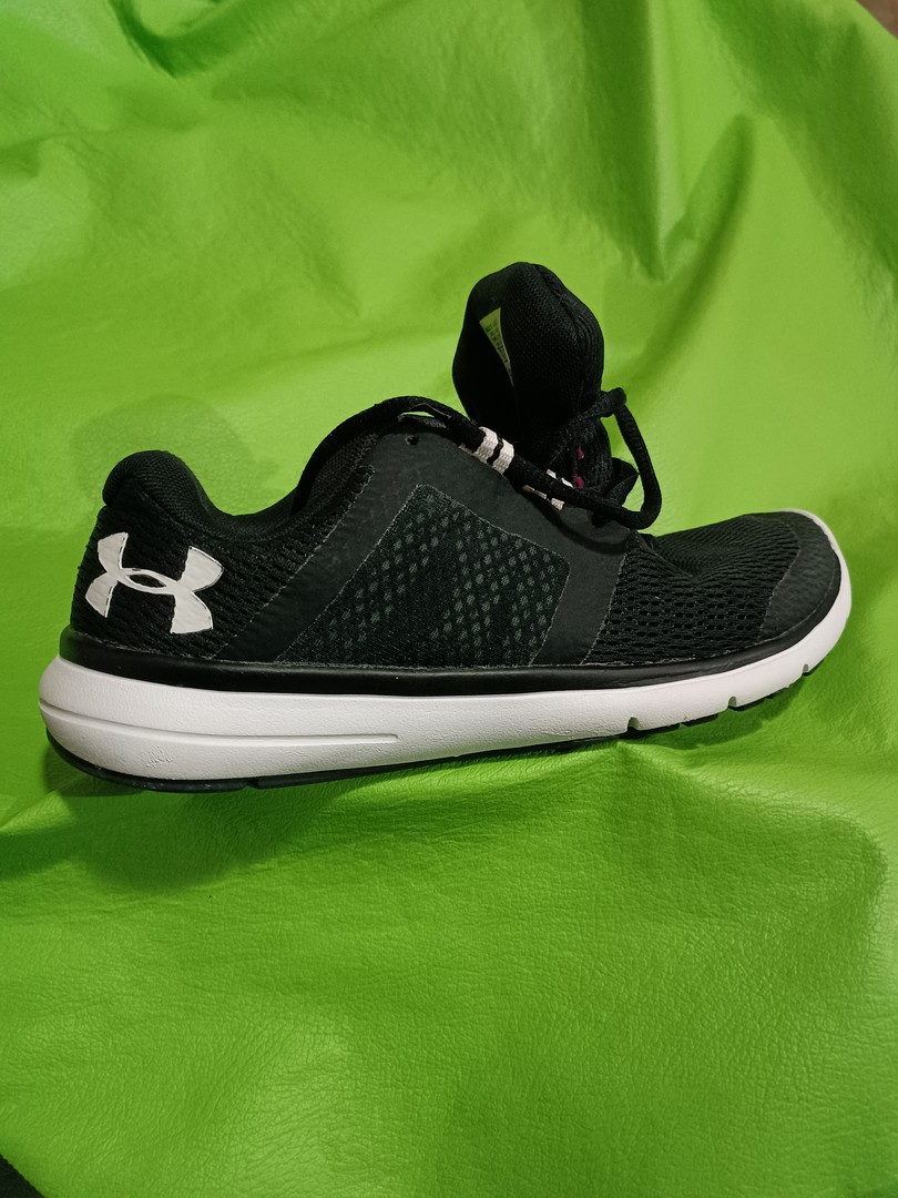 zapatos para hombre - Tenis Under Armour  1