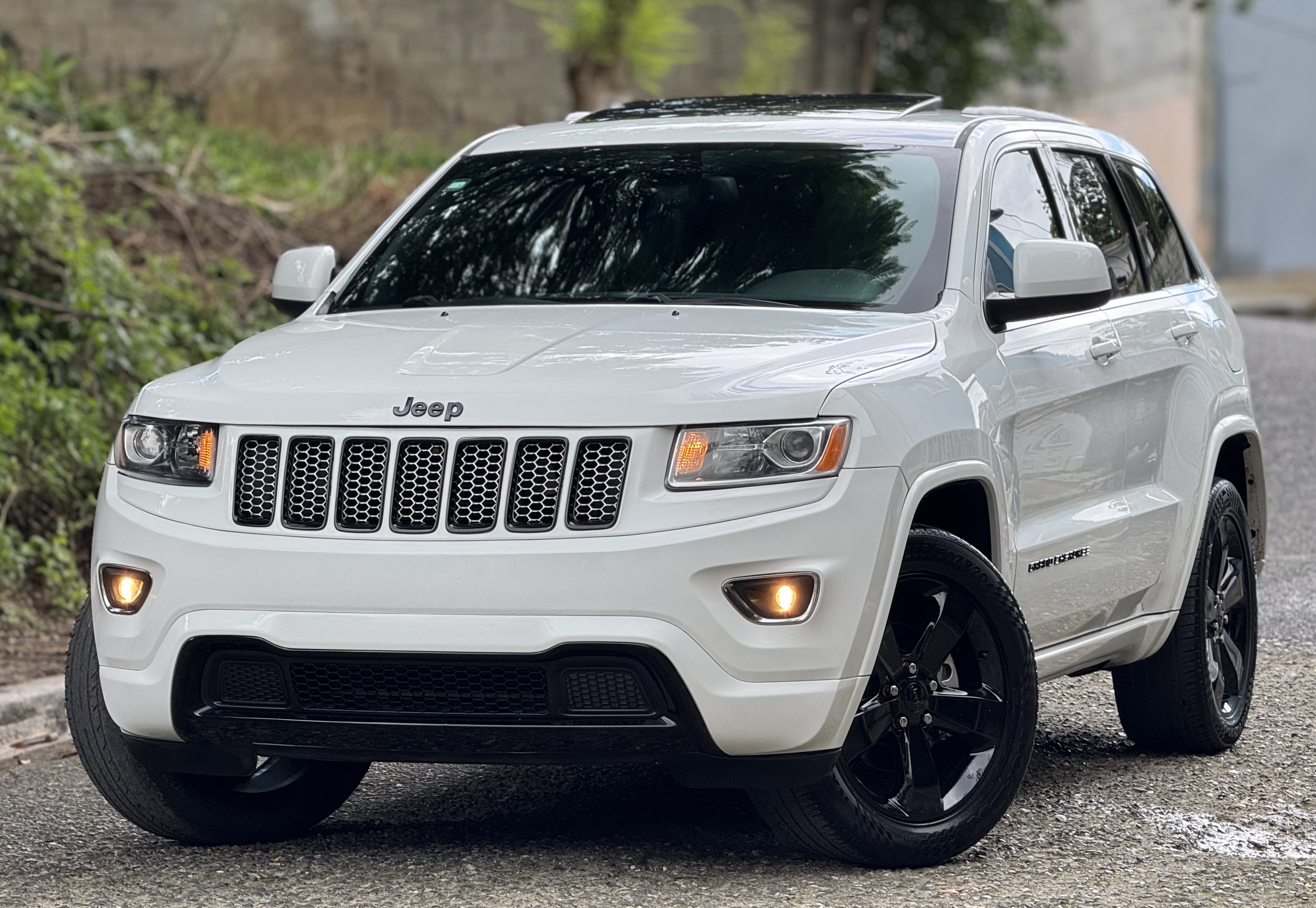 jeepetas y camionetas - Jeep Grand Cherokee Laredo 4X2 2015