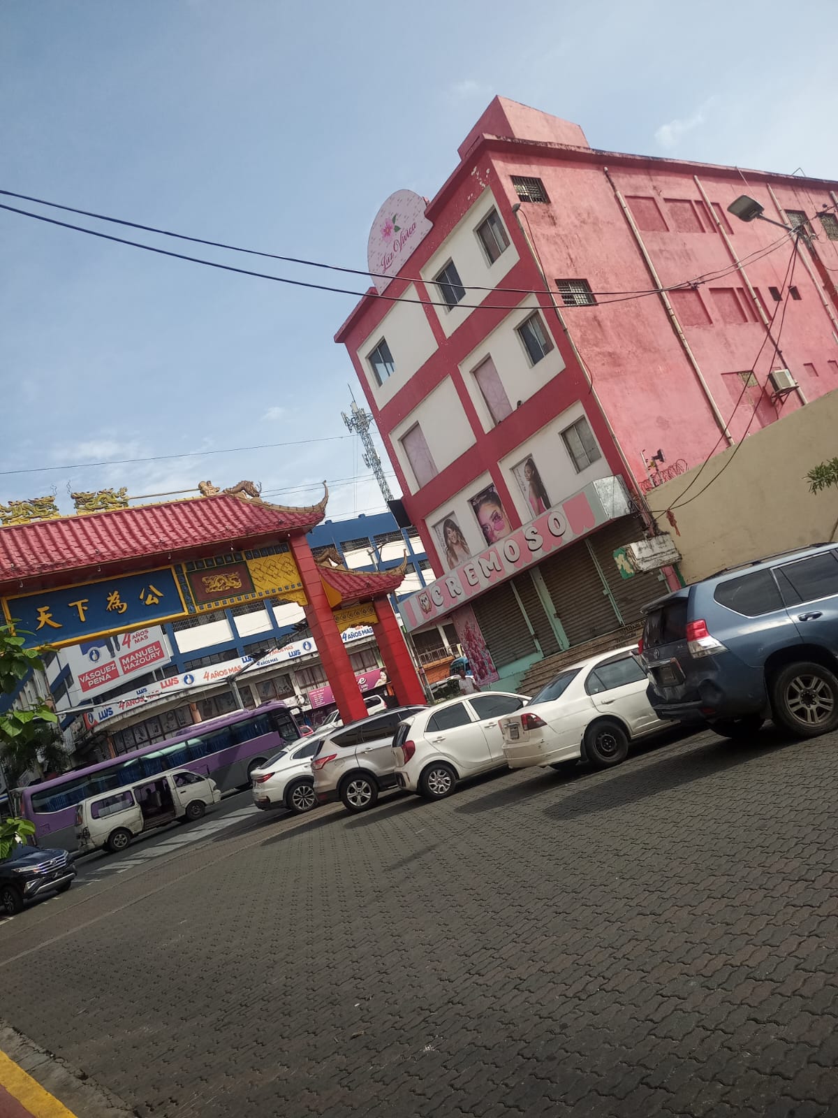 oficinas y locales comerciales - Edificio en el barrio Chino Duarte con Mexico 5