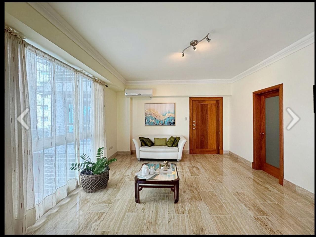 apartamentos - Vendo apartamento en Sanche Naco Distritos nacional 
 en una torre USD$325,000, 6