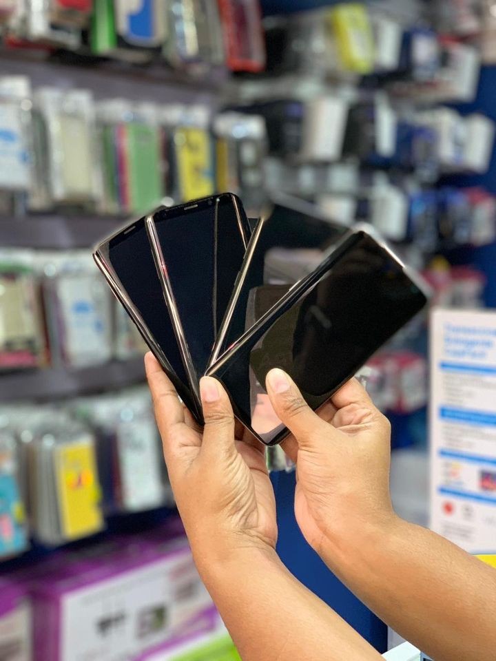 celulares y tabletas - SAMSUNG GALAXY S10 0