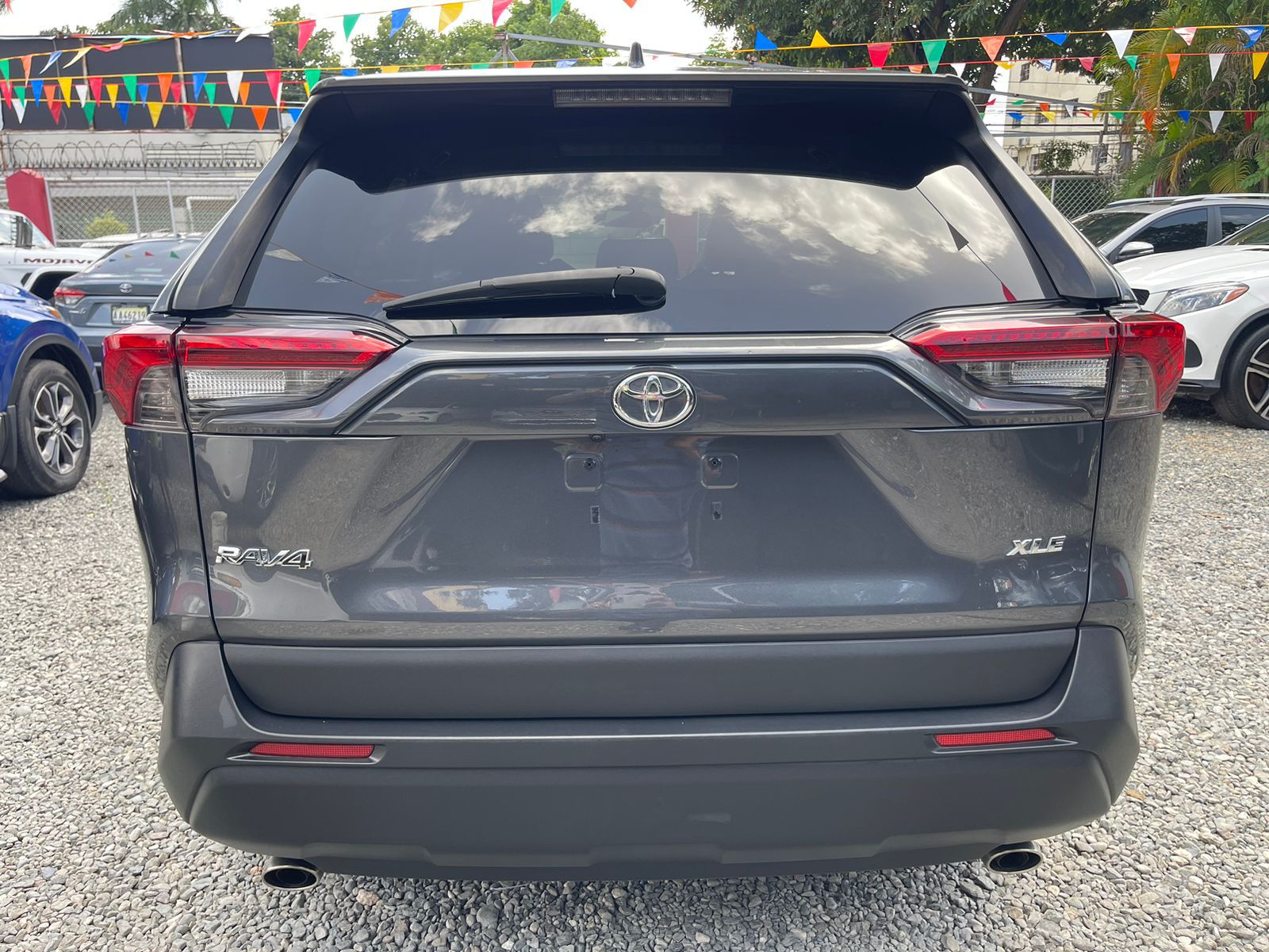 jeepetas y camionetas - Toyota Rav4 XLE 2020 Recien Importada 4