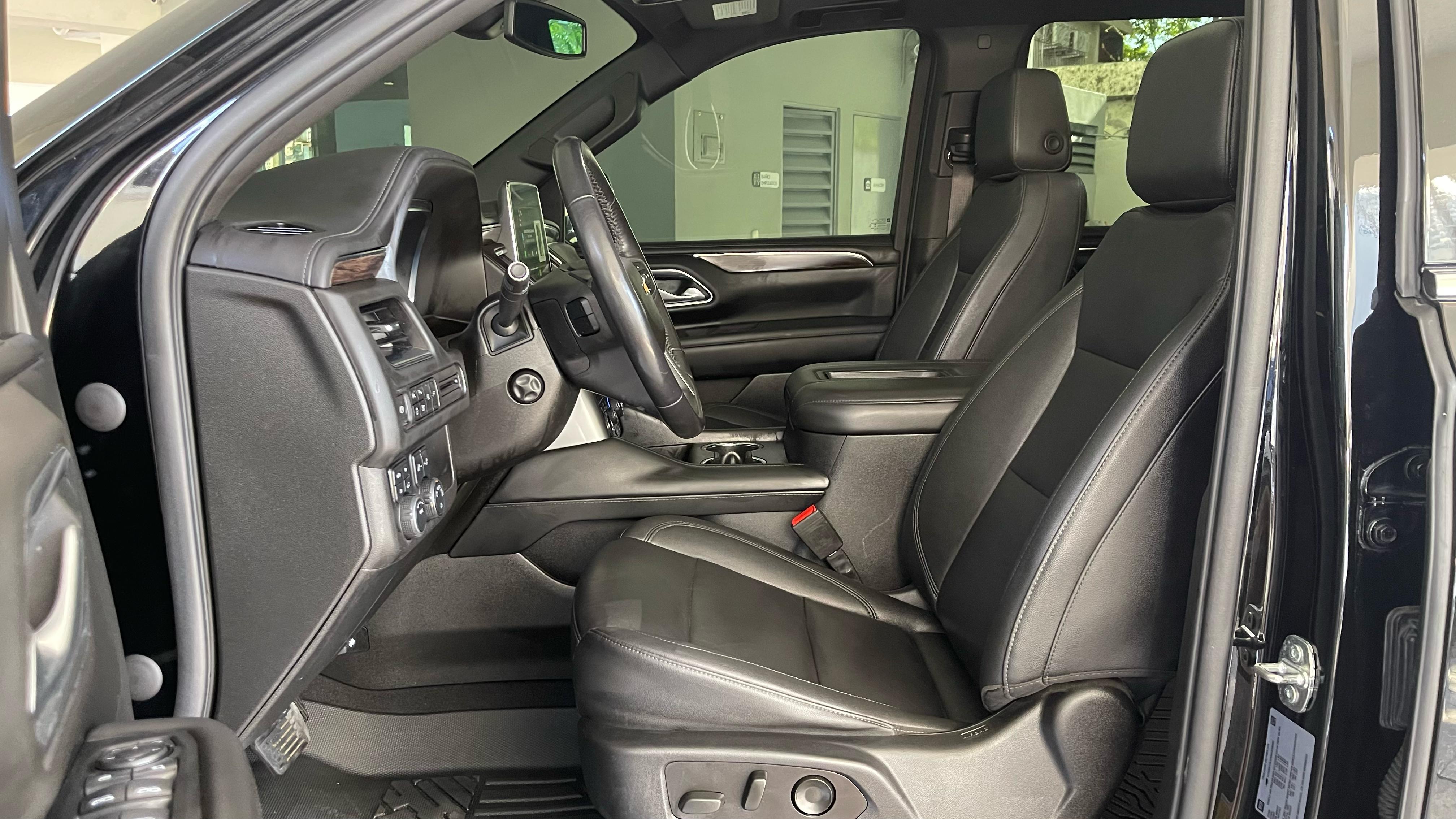 jeepetas y camionetas - Chevrolet Suburban LT 2022 9
