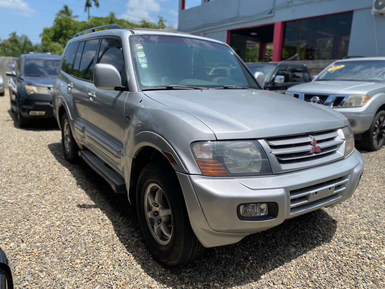 jeepetas y camionetas - MITSUBISHI MONTERO 2002