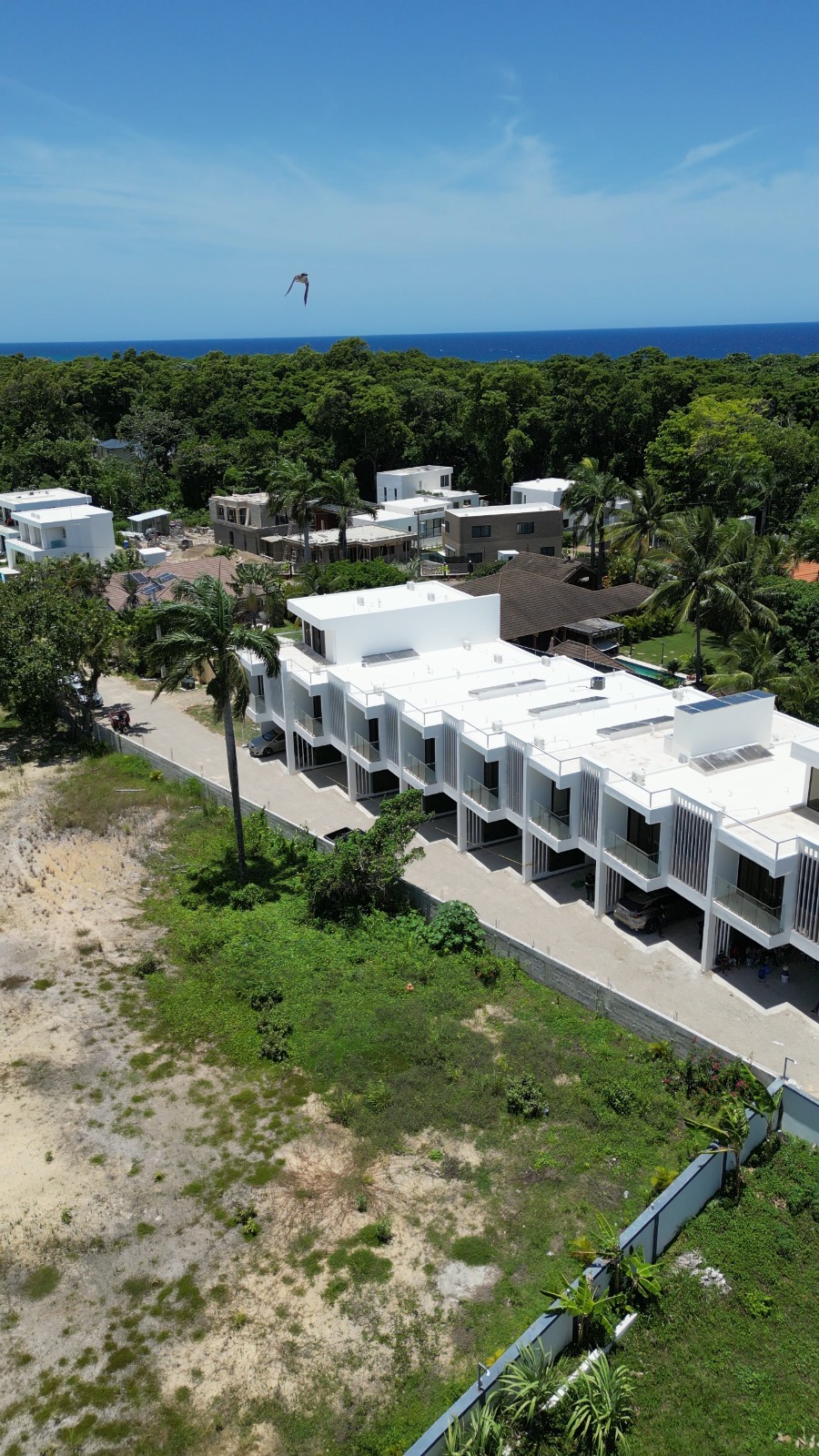 casas vacacionales y villas - A solo pasos de la playa caminando podrás tener esta 👇 bella casa  7