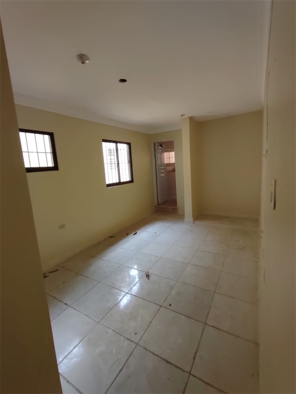 casas - Venta de Casa en Colinas del Seminario III Residencial cerrado Oportunidad  2