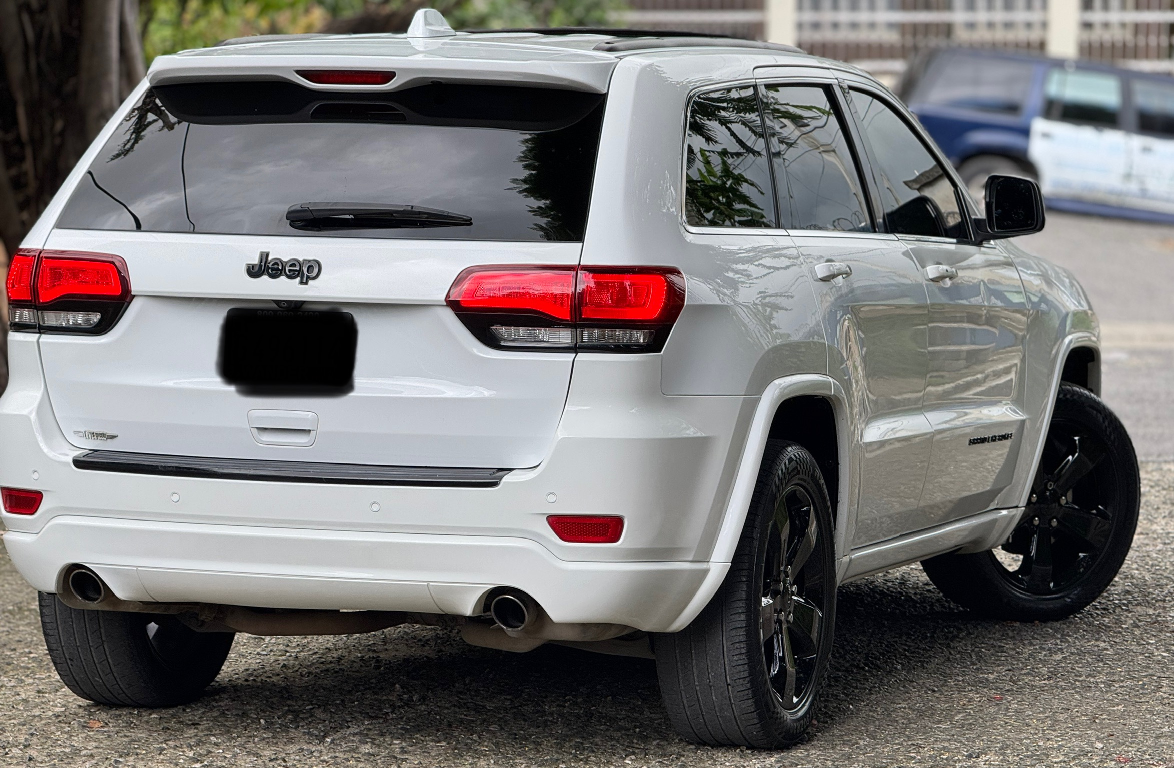 jeepetas y camionetas - Jeep Grand Cherokee Laredo 4X2 2015 1