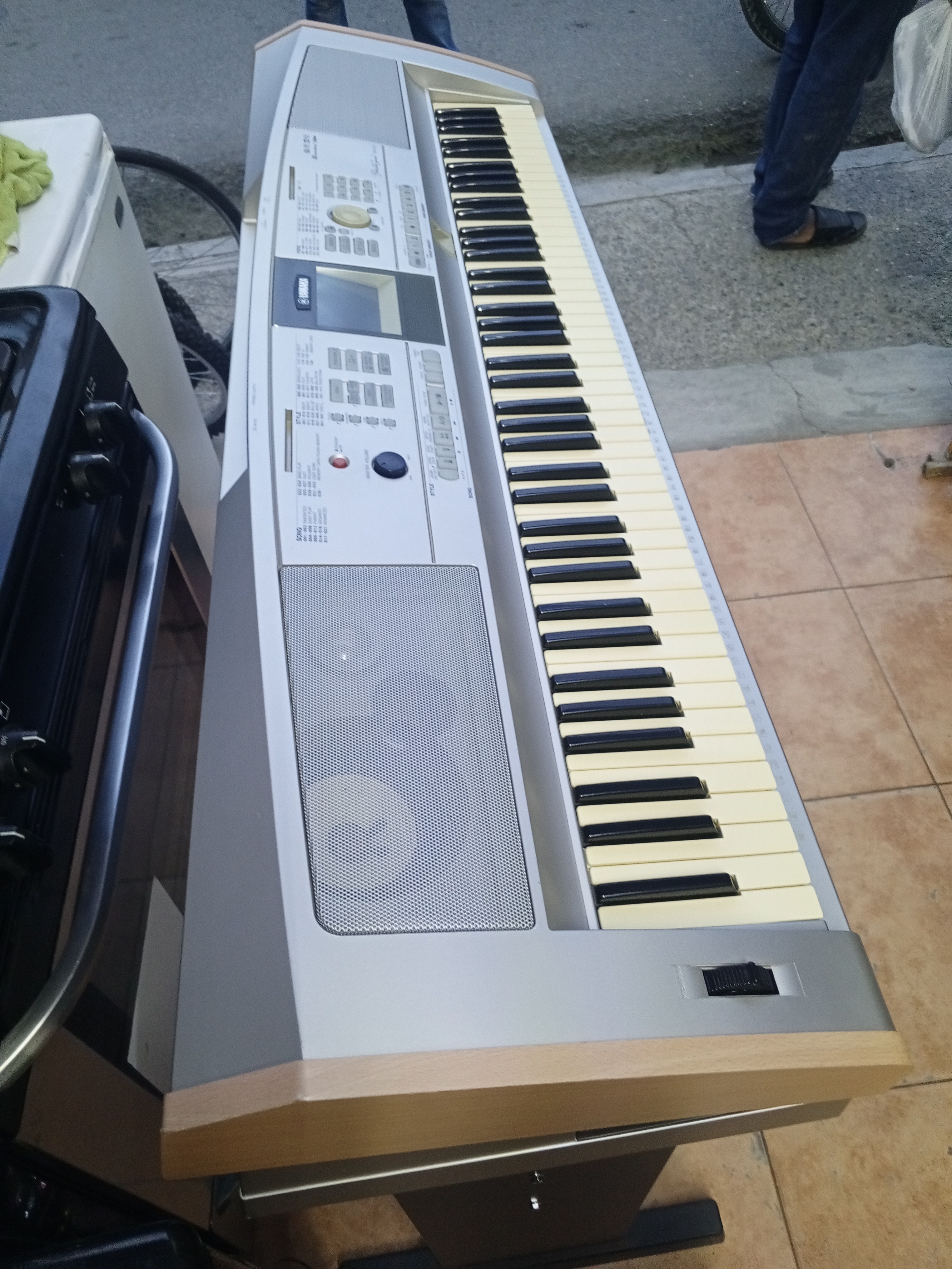 instrumentos musicales - YAMAHA DGX-505  8