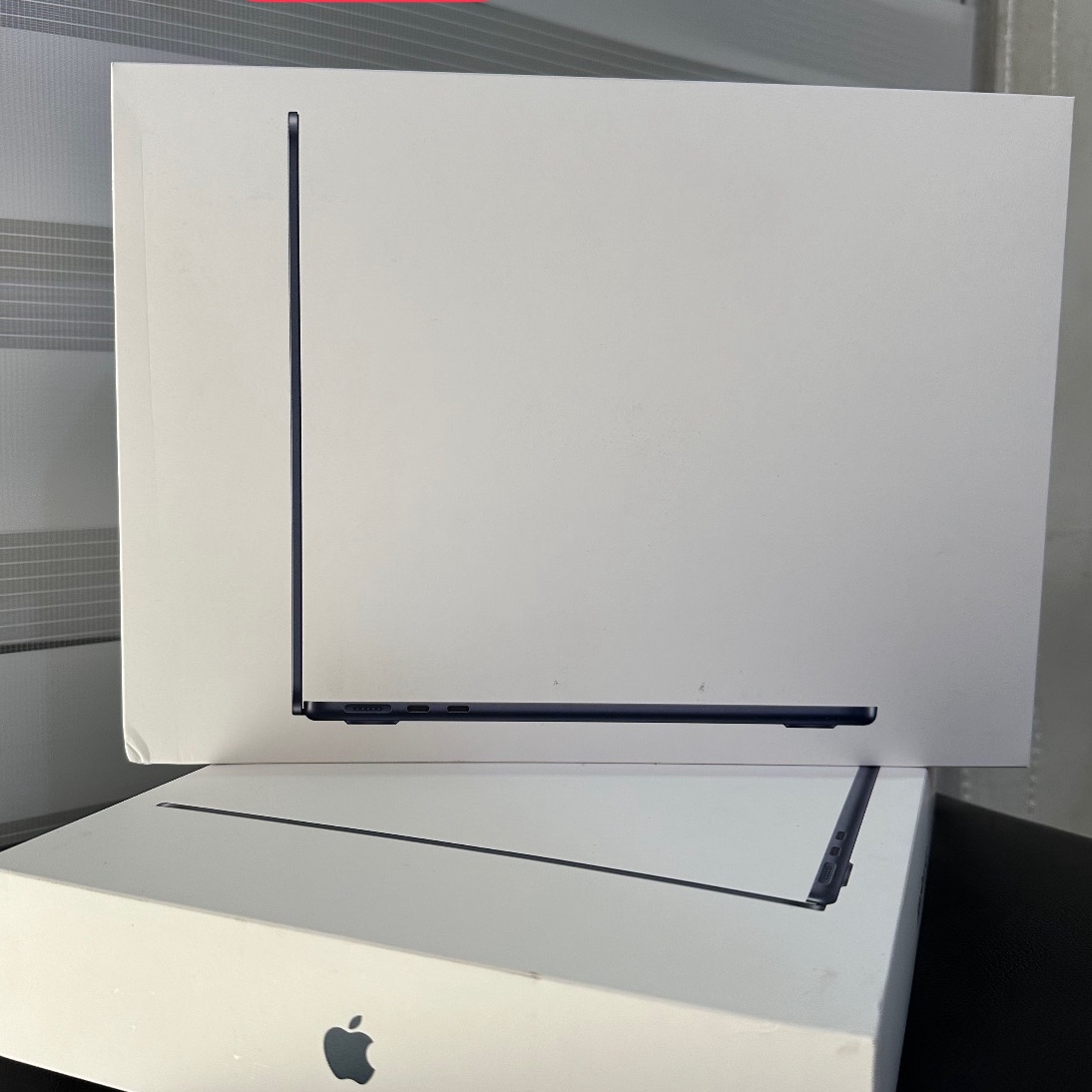 computadoras y laptops - OFERTAZA MACBOOK AIR M3 13" 256GB 8GB RAM SELLADA 🔥🔥