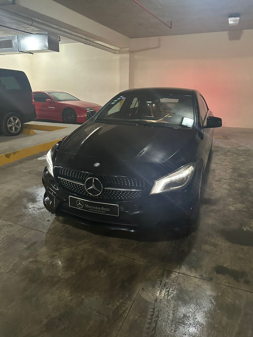 carros - Mercedes GLA200 AMG 2014 