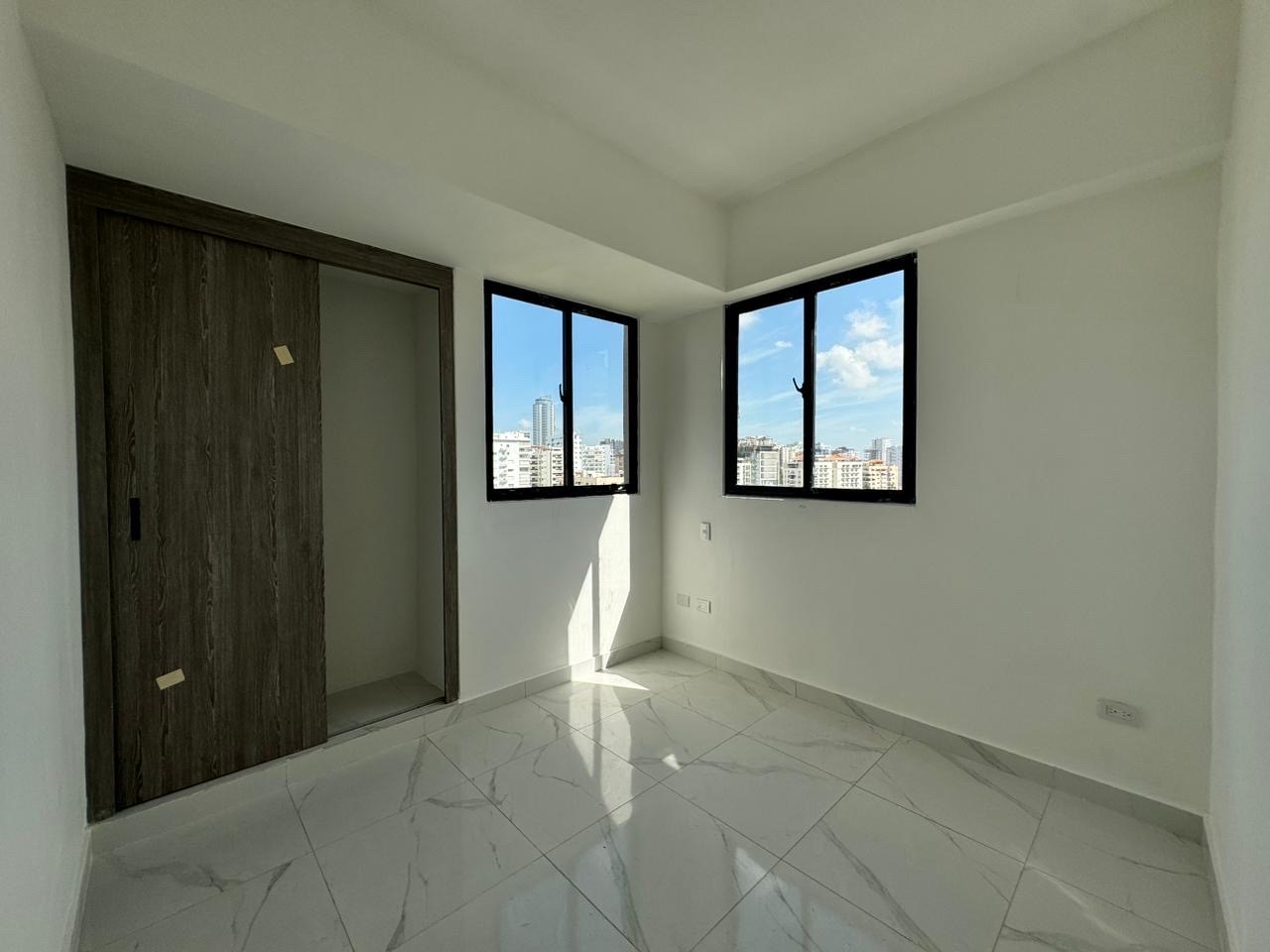 apartamentos - apartamento en venta en naco torre moderna  5