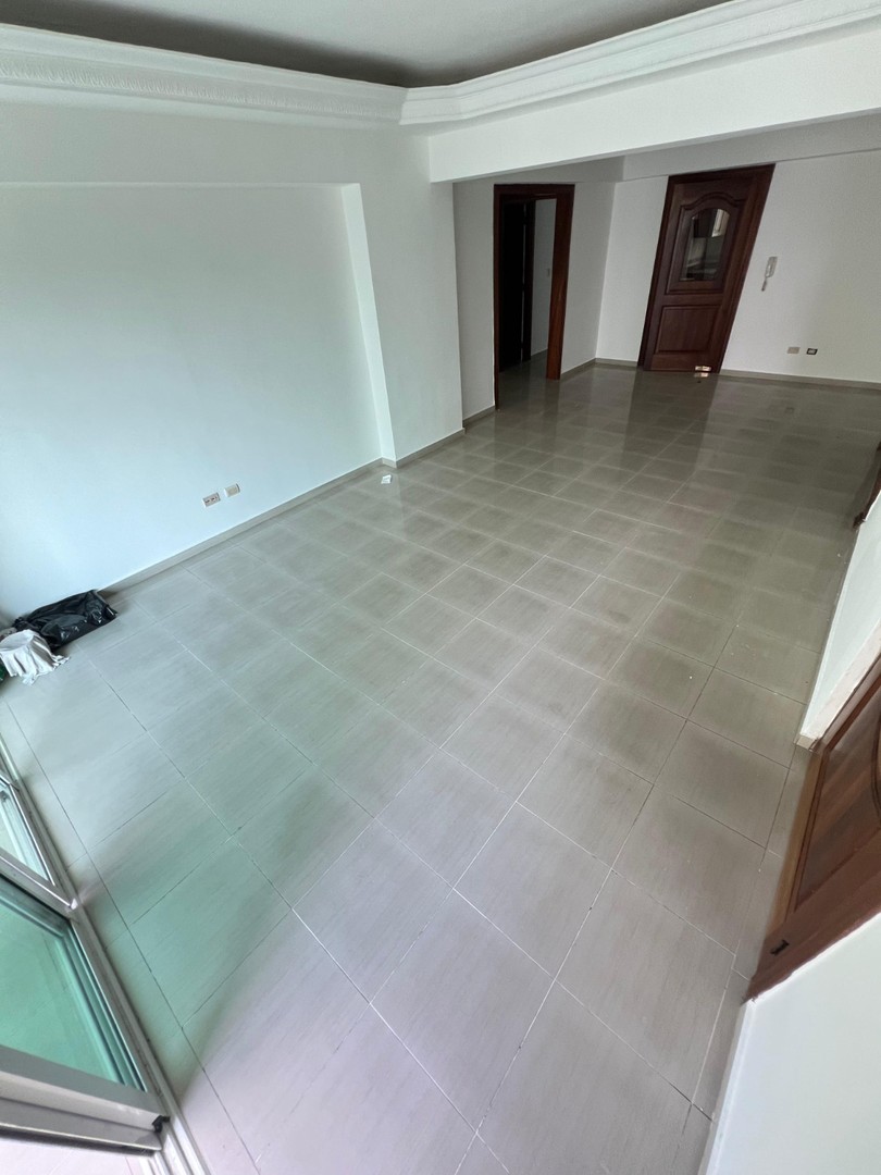 apartamentos - Apartamento en Alquiler, Evaristo Morales
USD900
 3