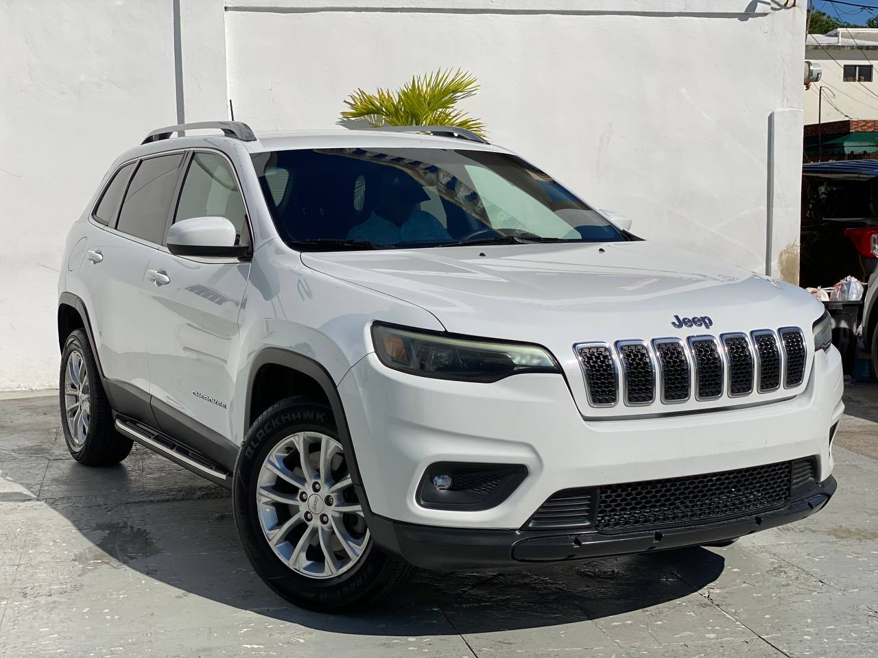 jeepetas y camionetas - JEEP CHEROKEE LATITUDE 2019 